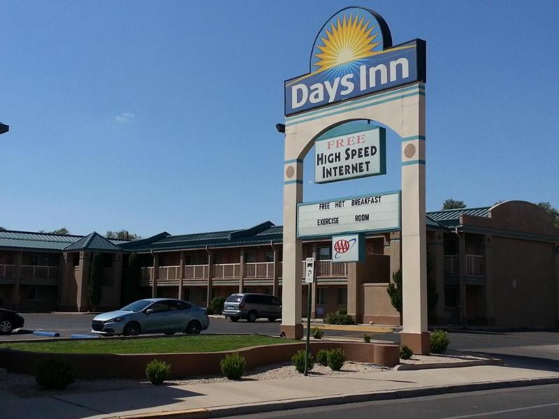 Days Inn By Wyndham Roswell Exterior foto